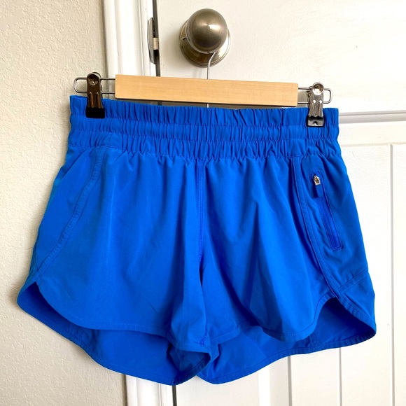 Lululemon Tracker Short 4” Sold out color - Picture 1 of 4